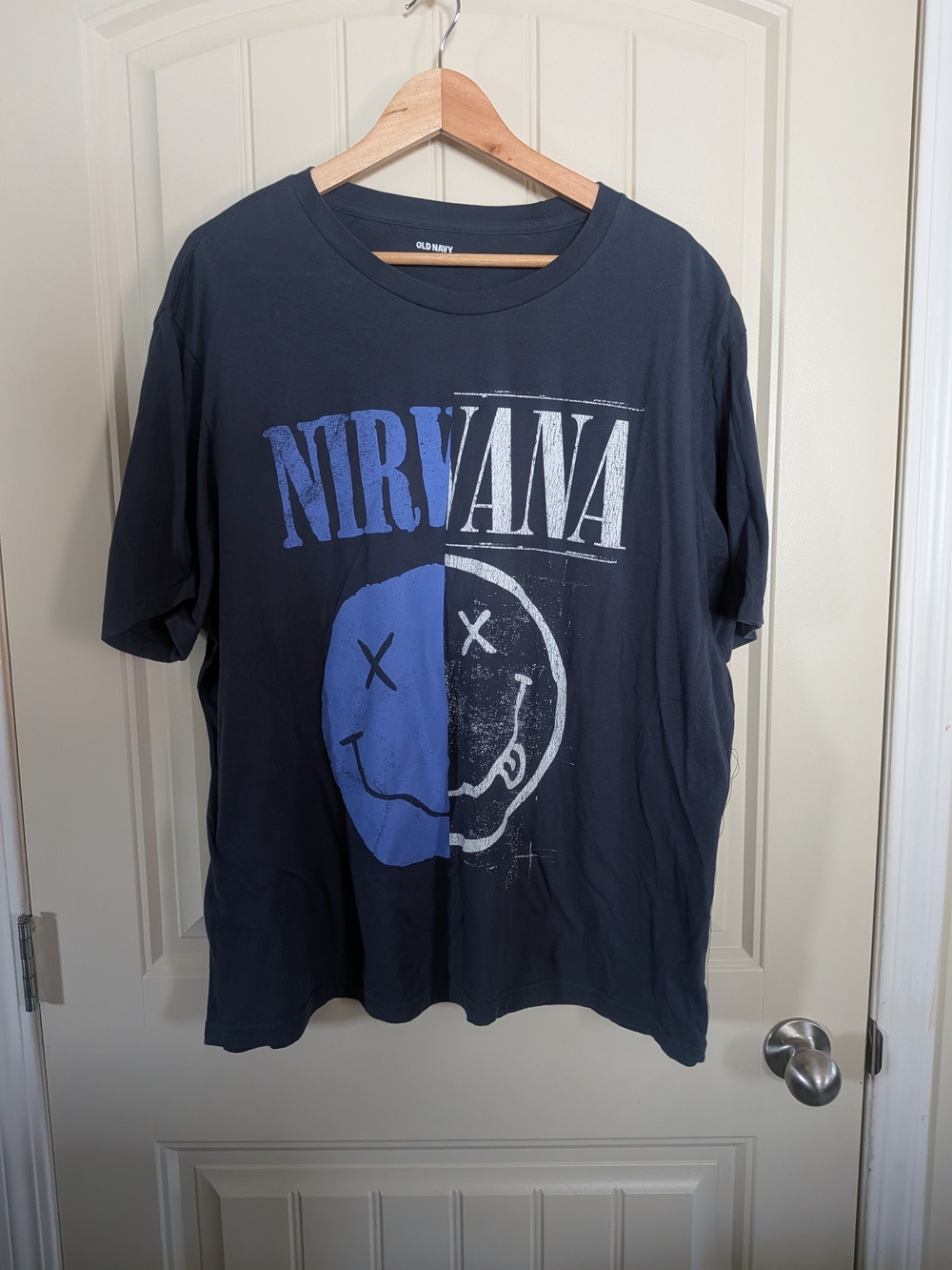 NWOT Old Navy Black Nirvana Split Smiley Graphic Tee